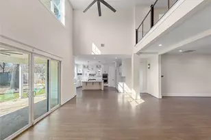 4113 Lemac Dr, Houston, TX 77025 - Photo 7