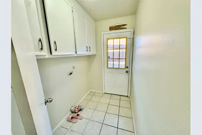 10131 Sagedale Drive, Houston, TX 77089 - Photo 3