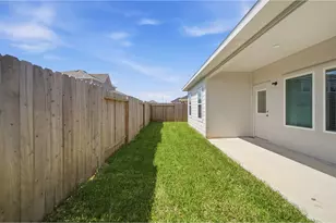 768 Red Mulberry St, La Marque, TX 77568 - Photo 25