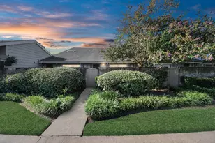 12934 Greenway Chase Ct, Houston, TX 77072 - Photo 1