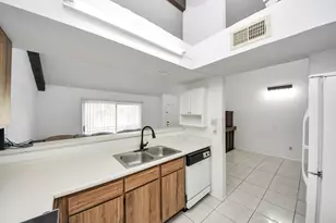 12934 Greenway Chase Ct, Houston, TX 77072 - Photo 17