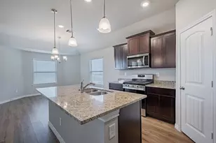 1014 Davy St, Brenham, TX 77833 - Photo 5