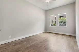 2653 Fountain Key Blvd, Houston, TX 77008 - Photo 9