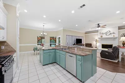 6329 Bent Water Drive, Orange, TX 77632 - Photo 7