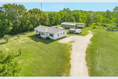 302 Britt Bailey Blvd, Angleton, TX 77515 - Photo 5
