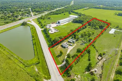 302 Britt Bailey Blvd, Angleton, TX 77515 - Photo 33