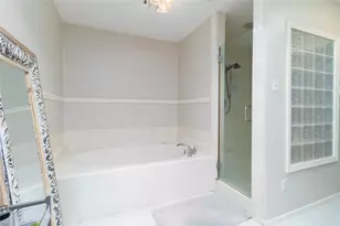 920 Forest Cove Dr, Kingwood, TX 77339 - Photo 23