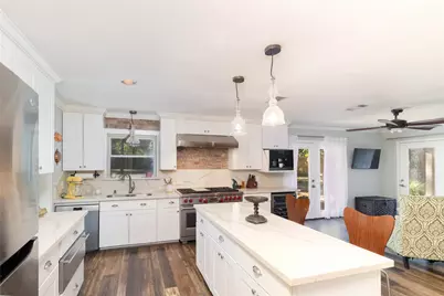 920 Forest Cove Drive, Kingwood, TX 77339 - Photo 3