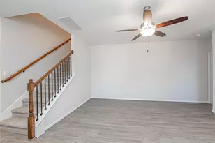 107 Silver Sky Ct, Conroe, TX 77304 - Photo 7