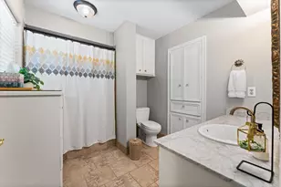 3030 Broadmoor Dr, Sugar Land, TX 77478 - Photo 19