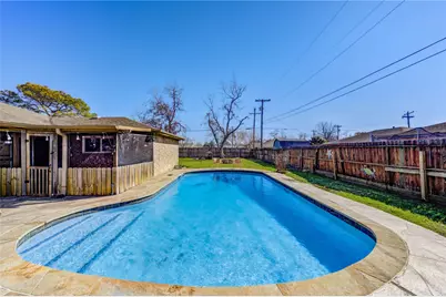 2705 6th Avenue N, Texas City, TX 77590 - Photo 19