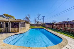 2705 6th Ave N, Texas City, TX 77590 - Photo 19