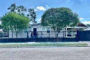 11935 Greenspark Ln, Houston, TX 77044 - Photo 41