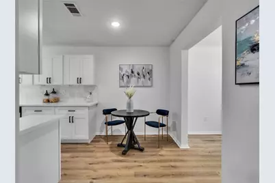 511 Stadium Lane, Friendswood, TX 77546 - Photo 9