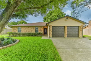 1413 23rd Ave N, Texas City, TX 77590 - Photo 1