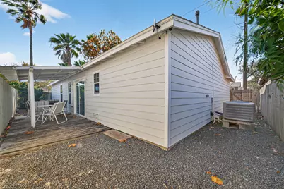 2320 43rd Street, Galveston, TX 77550 - Photo 19