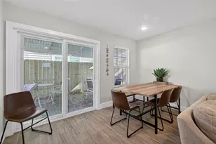 2320 43rd St, Galveston, TX 77550 - Photo 5