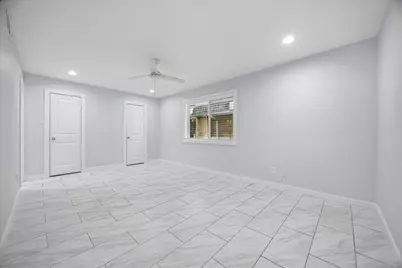 12633 Memorial Drive #141, Houston, TX 77024 - Photo 15