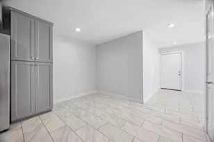 12633 Memorial Dr, Houston, TX 77024 - Photo 11