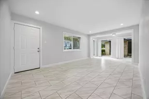 12633 Memorial Dr, Houston, TX 77024 - Photo 3