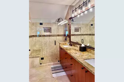 3311 Yupon Street #606, Houston, TX 77006 - Photo 11