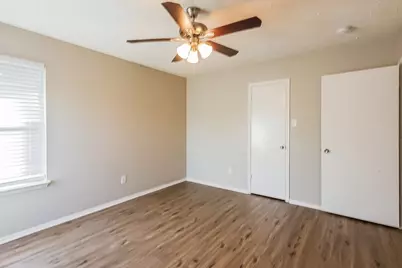 1909 Wildwood Ridge Drive, Missouri City, TX 77489 - Photo 15