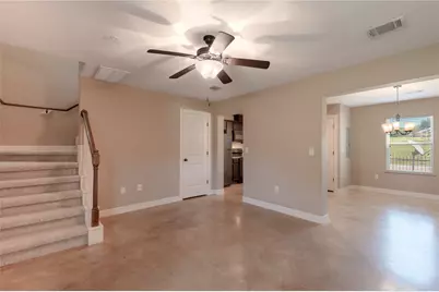 2002 20th Street #501, Huntsville, TX 77340 - Photo 5
