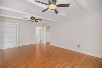 12847 Memorial Drive, Houston, TX 77024 - Photo 15