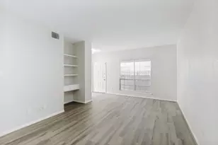 2626 Holly Hall St, Houston, TX 77054 - Photo 5