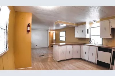 251 Oakdale Drive, Huntsville, TX 77320 - Photo 19