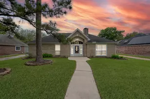 16135 Ridge Park Dr, Houston, TX 77095 - Photo 1