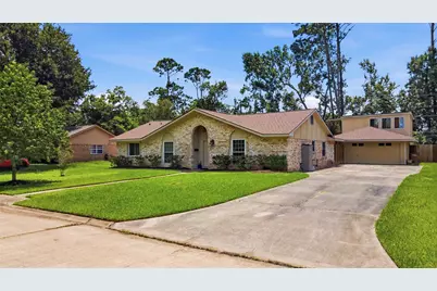2818 Frostwood Circle, Dickinson, TX 77539 - Photo 3