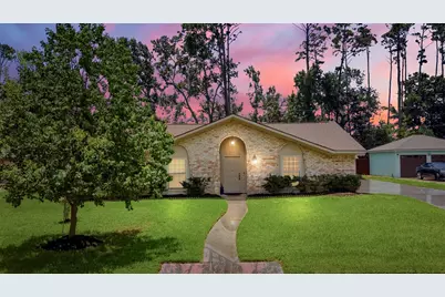 2818 Frostwood Circle, Dickinson, TX 77539 - Photo 1