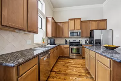 5708 Kansas St B, Houston, TX 77007 - Photo 7