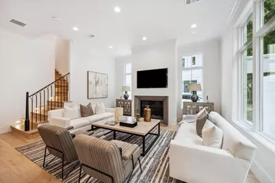 27 Wentworth Place Lane, Houston, TX 77027 - Photo 15