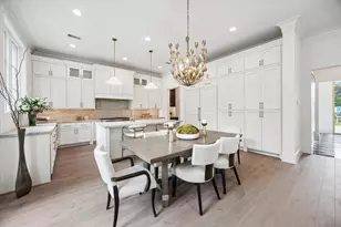 27 Wentworth Place Ln, Houston, TX 77027 - Photo 11