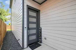 4222 Nichols St, Houston, TX 77020 - Photo 5