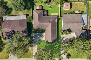 242 Blackwater Ln, Houston, TX 77015 - Photo 25