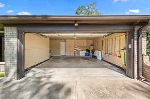 242 Blackwater Ln, Houston, TX 77015 - Photo 11