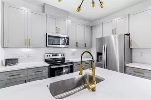 4604 Crown Grove Ln, Houston, TX 77018 - Photo 11