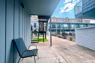 1901 S Voss Rd, Houston, TX 77057 - Photo 3