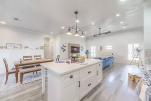 276 Resort Dr, Livingston, TX 77351 - Photo 11