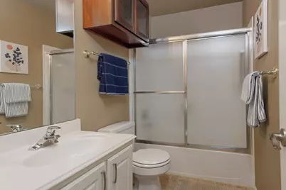 110 N Valley Oaks Circle, The Woodlands, TX 77382 - Photo 21