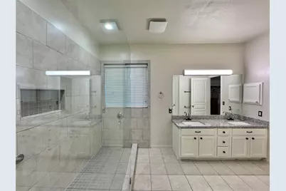 42 Tranquil Glade Place, The Woodlands, TX 77381 - Photo 9