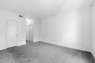2100 Tanglewilde St, Houston, TX 77063 - Photo 21