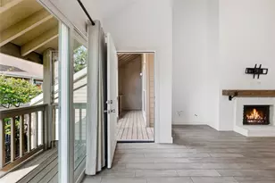 2100 Tanglewilde St, Houston, TX 77063 - Photo 7