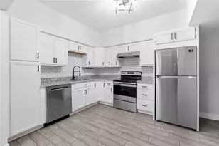 2100 Tanglewilde St, Houston, TX 77063 - Photo 11