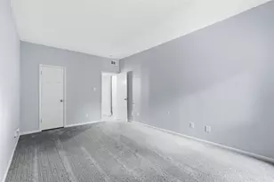 2100 Tanglewilde St, Houston, TX 77063 - Photo 19