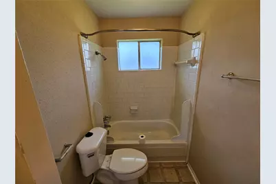 7407 Frostview Lane, Houston, TX 77489 - Photo 13