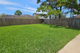 7407 Frostview Ln, Houston, TX 77489 - Photo 21